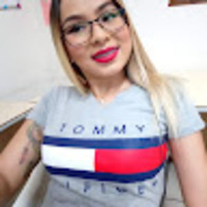 Meet your Posher, Raquel